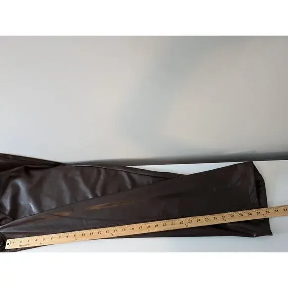 Abercrombie & Fitch 90’s Straight Ultra High Rise Brown Faux Leather Pant Sz 33